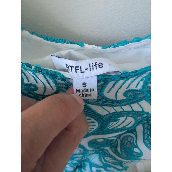 BTLF Embroidered Flutter Strap Midi Dress size S - Picture 5 of 6